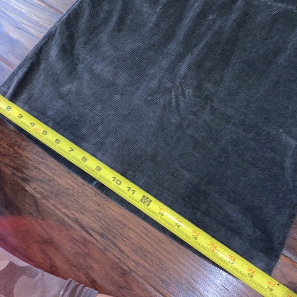 Banana Republic charcoal grey corduroy skirt pockets side zip closure stretch 2 - Picture 9 of 10